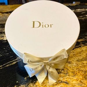 Dior hatbox